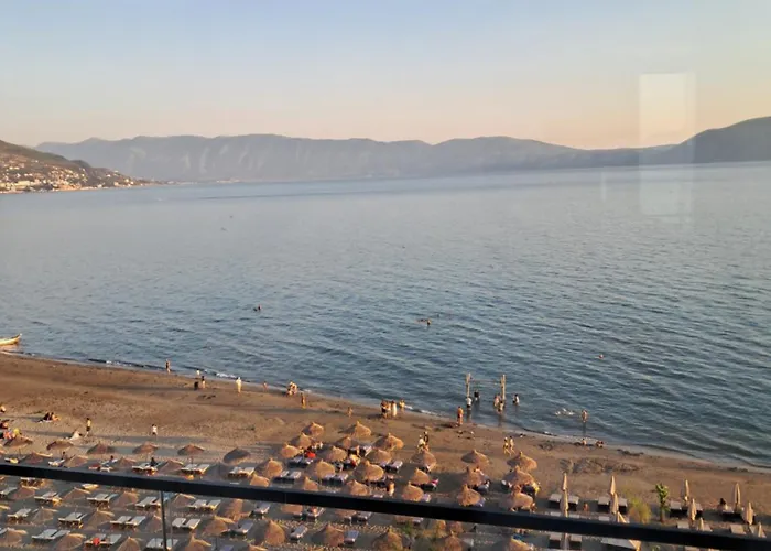 Ideal Sea View Appartamento Vlorë